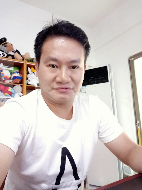 辉祥明天的第一张照片--深圳相亲服务中心