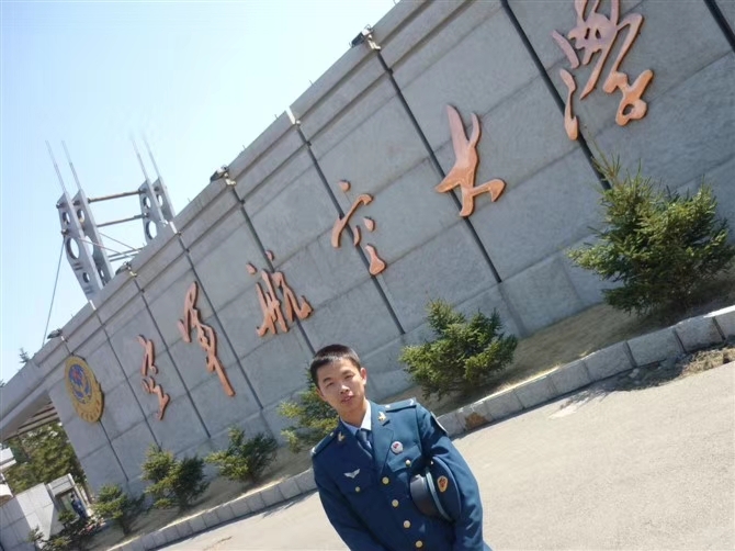 阿德的第一张照片--深圳相亲服务中心
