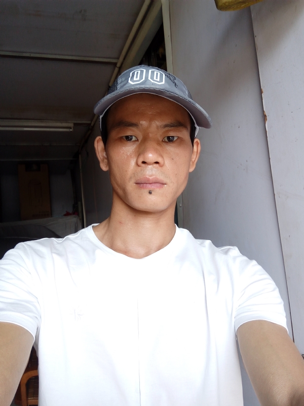 张生的第一张照片--深圳相亲服务中心