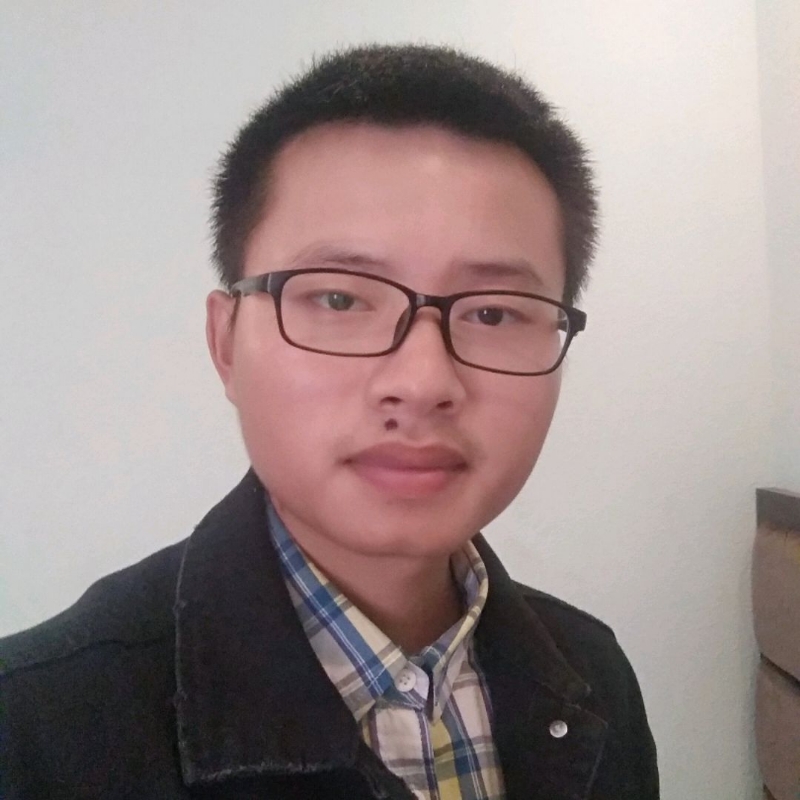 一只独行的猪的第一张照片--深圳相亲服务中心