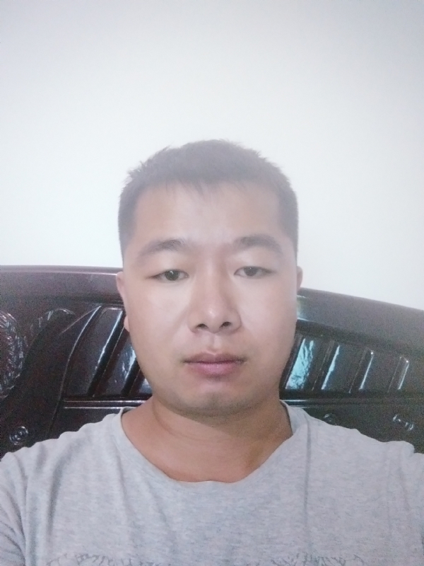 心雨的第二张照片--深圳相亲服务中心