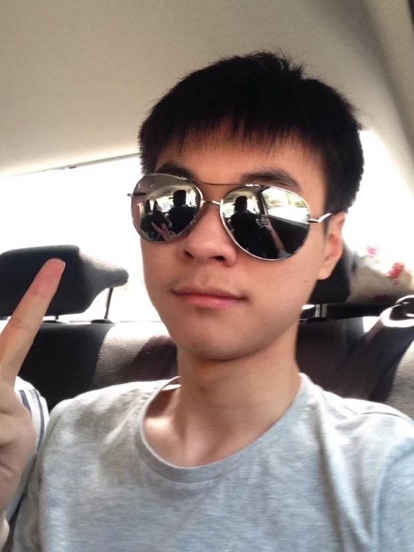 鱼头zzz的第一张照片--深圳相亲服务中心