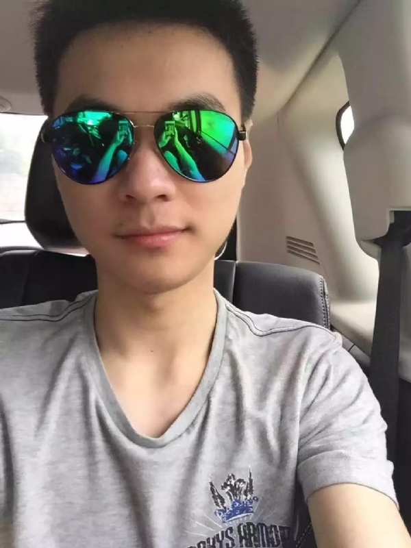 鱼头zzz的第六张照片--深圳相亲服务中心