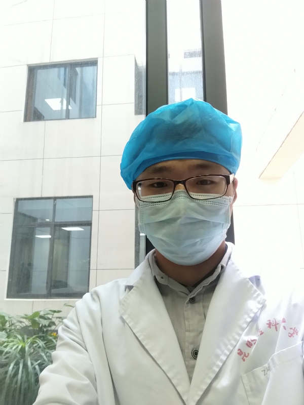 口腔小医生的第一张照片--深圳相亲服务中心