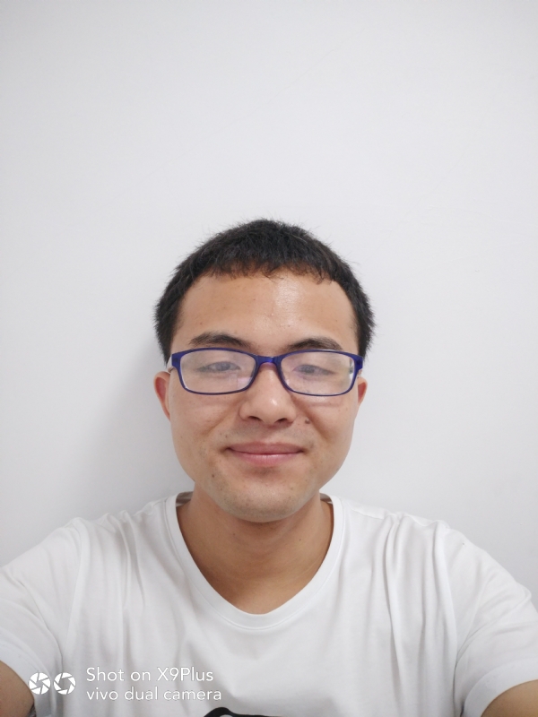 林言的第一张照片--深圳相亲服务中心
