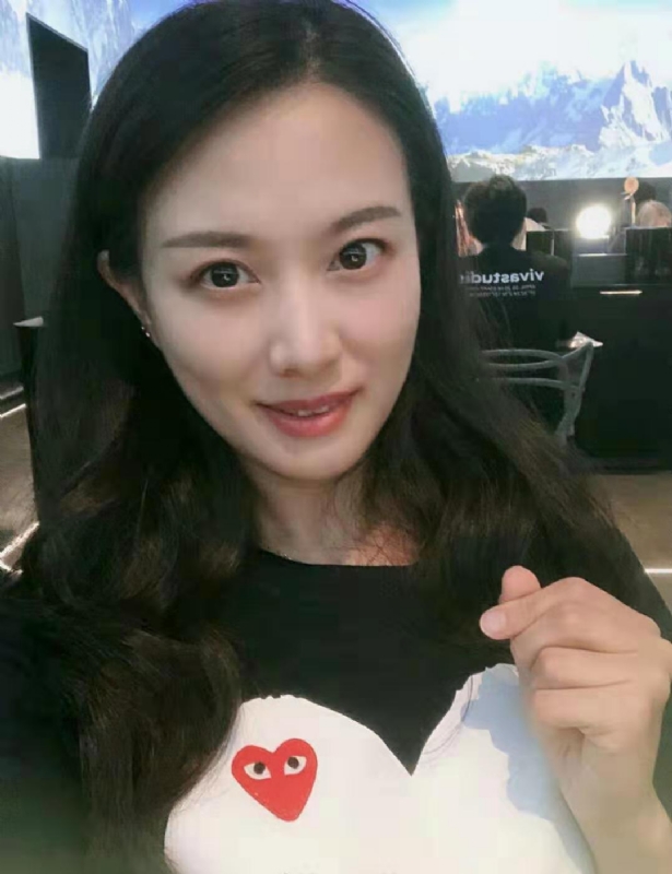 王玲的第一张照片--深圳相亲服务中心
