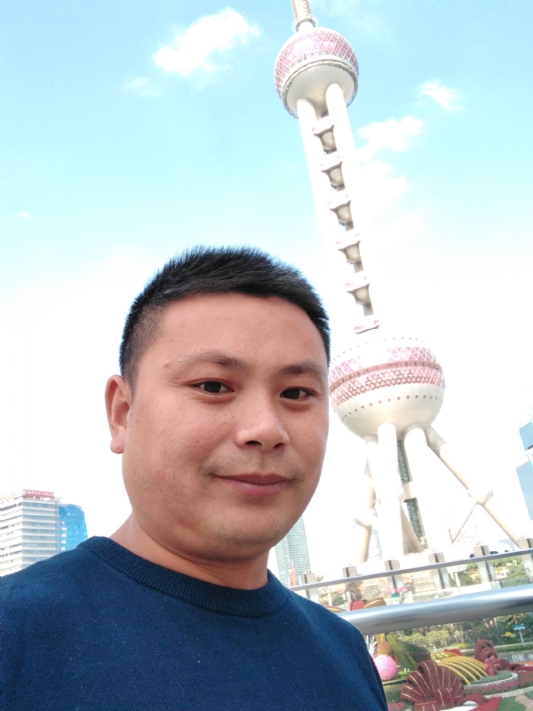 砥砺前行的第一张照片--深圳相亲服务中心