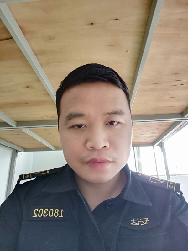 小子的第一张照片--深圳相亲服务中心