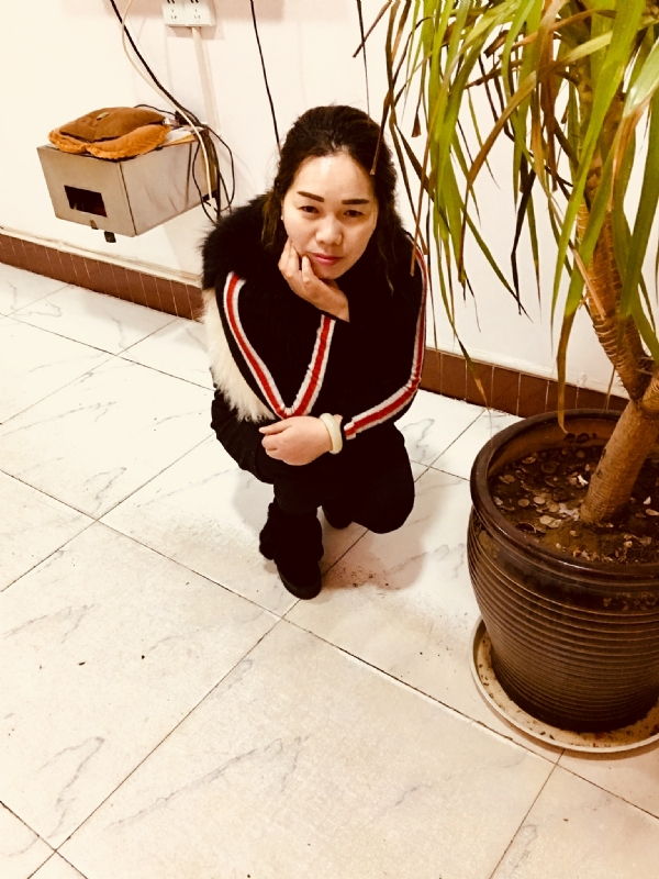 小香风的第一张照片--深圳相亲服务中心