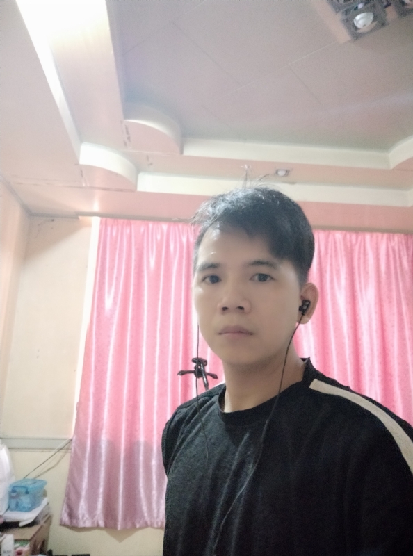 三月天的第一张照片--深圳相亲服务中心