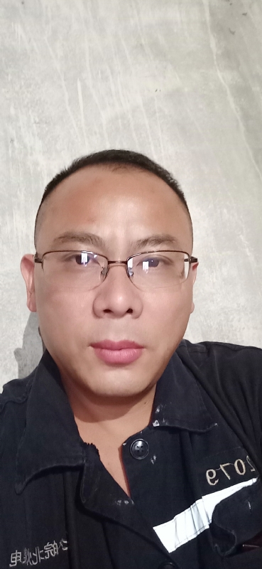 知足常乐的第一张照片--深圳相亲服务中心