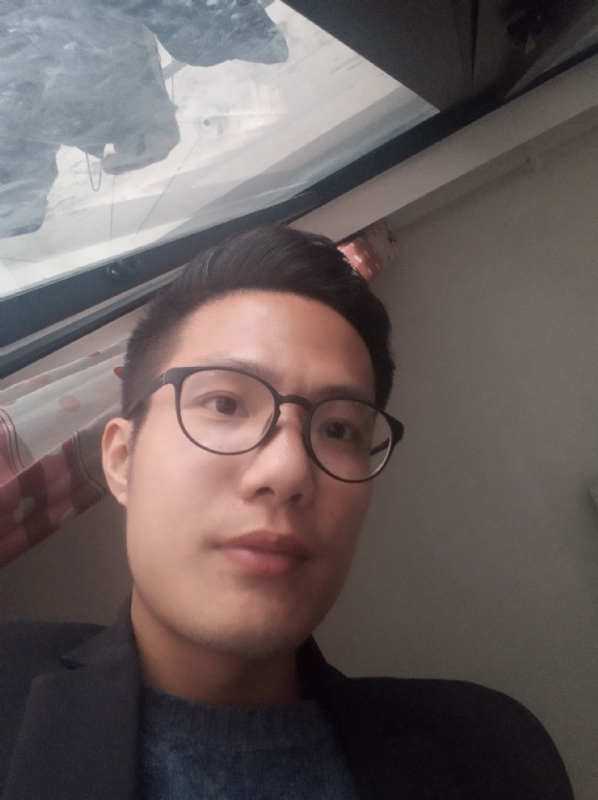 行者的第一张照片--深圳相亲服务中心