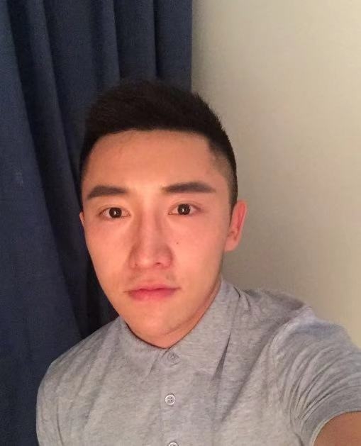 灰太狼的第一张照片--深圳相亲服务中心
