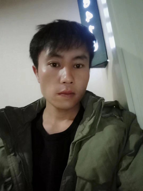 槑头槑脑的第一张照片--深圳相亲服务中心