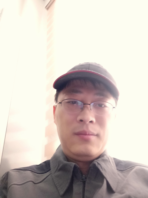 小马哥的第一张照片--深圳相亲服务中心