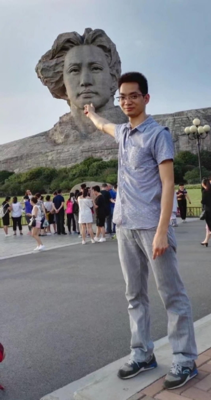 惠辉的牛的第一张照片--深圳相亲服务中心