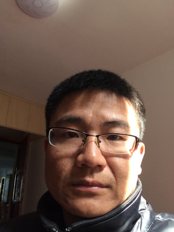 余浩浩的第一张照片--深圳相亲服务中心