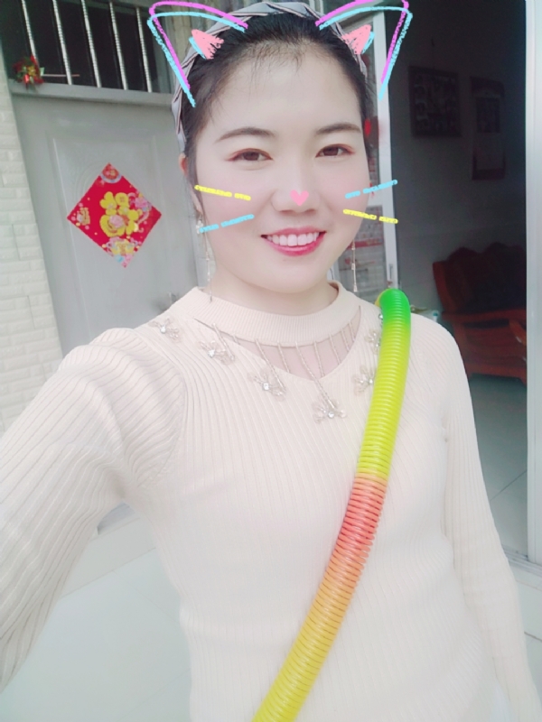 芷宁的第一张照片--深圳相亲服务中心
