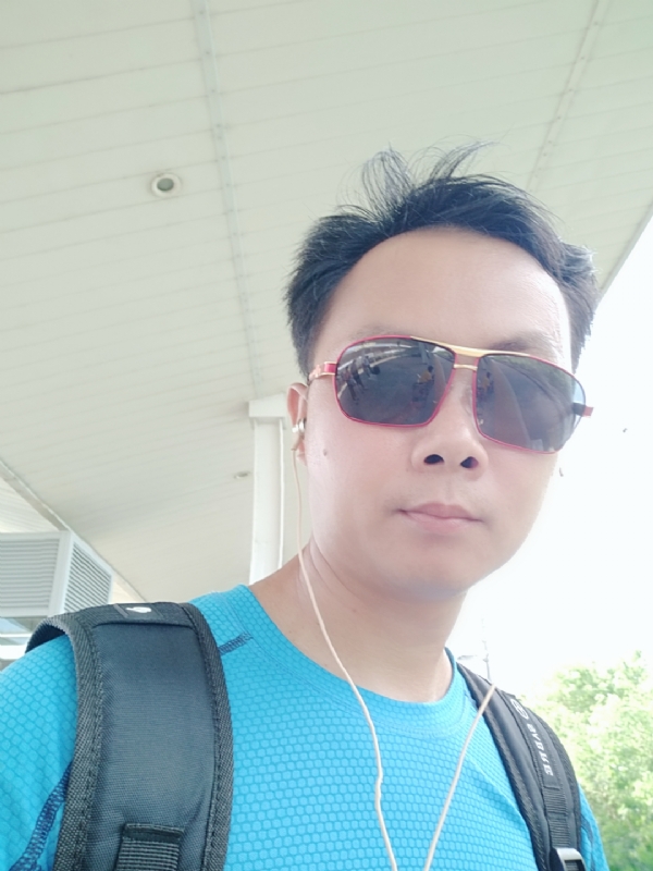 八九不离十的第一张照片--深圳相亲服务中心