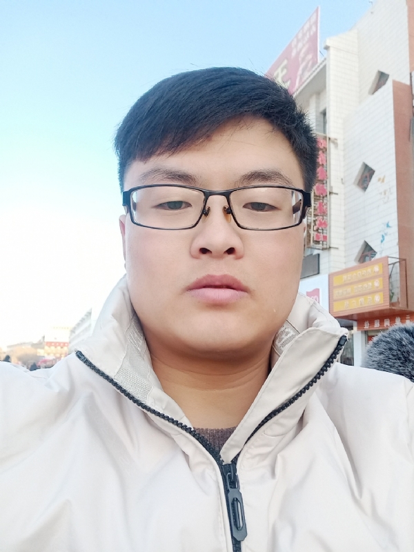 执子之手与子偕老的第一张照片--深圳相亲服务中心