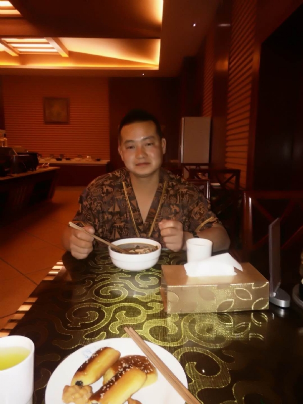 会飞的鱼的第一张照片--深圳相亲服务中心