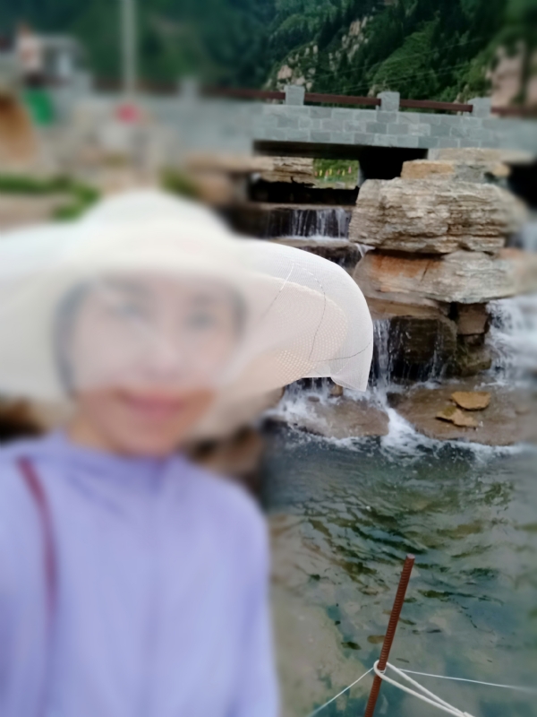 沥秋的第一张照片--深圳相亲服务中心