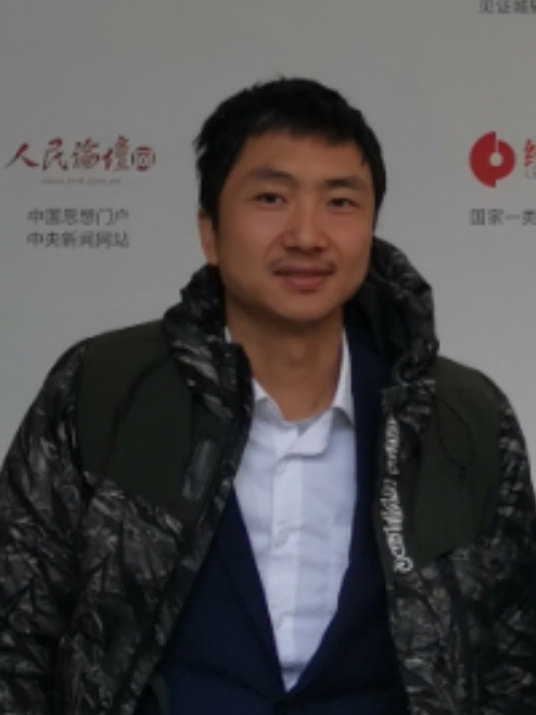 明的第一张照片--深圳相亲服务中心