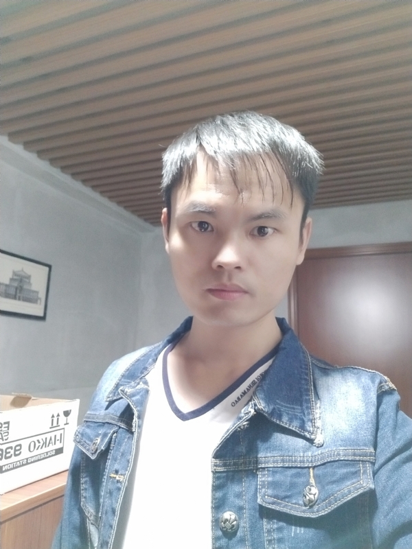 阿信的第一张照片--深圳相亲服务中心