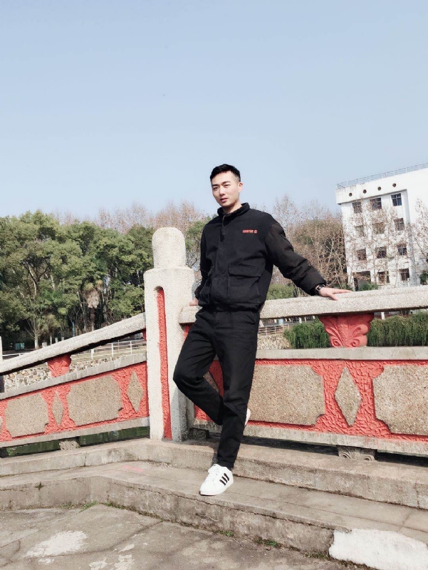 柒玥的第一张照片--深圳相亲服务中心