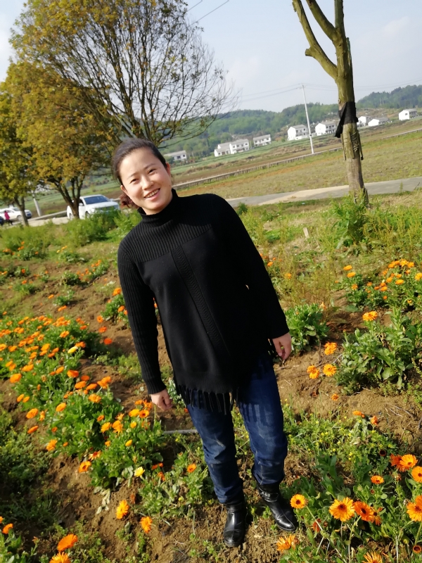 征婚女人的第四张照片--深圳相亲服务中心