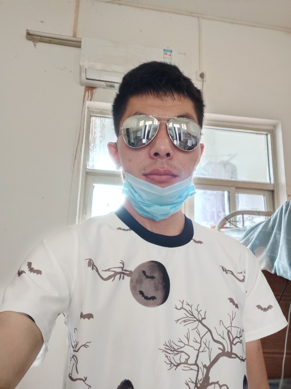 馨荣的第二张照片--深圳相亲服务中心
