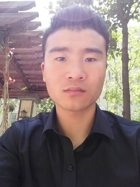 安之若素的第一张照片--深圳相亲服务中心
