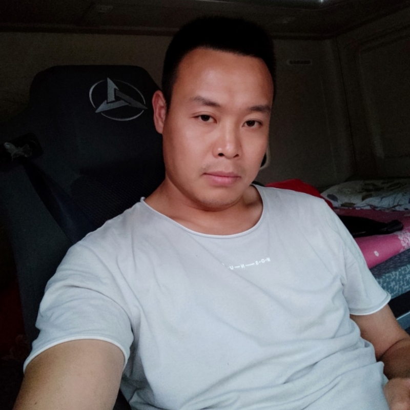 默默的第二张照片--深圳相亲服务中心