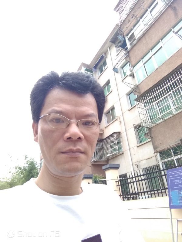 寂静海洋的第一张照片--深圳相亲服务中心