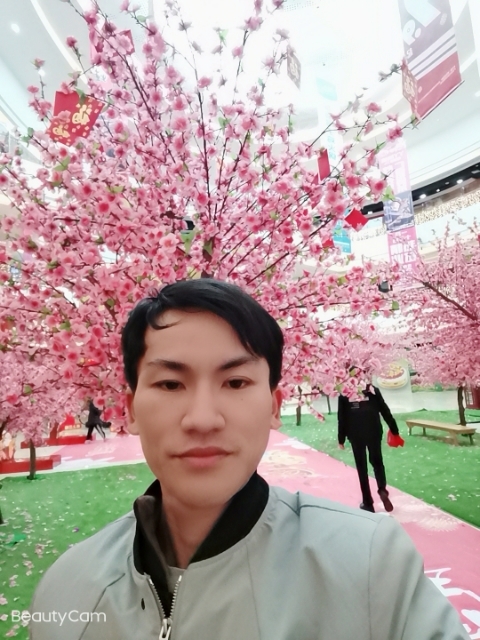 单身一人的第一张照片--深圳相亲服务中心