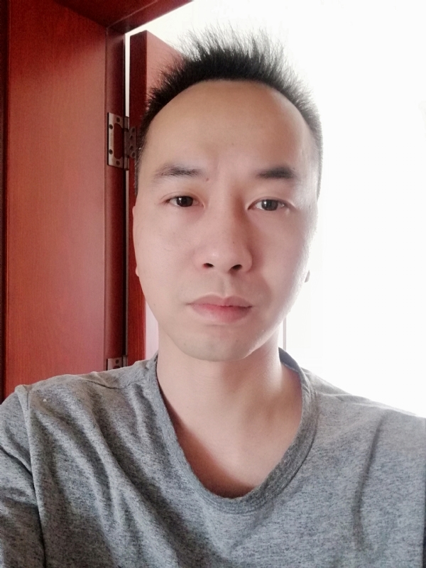 超级大混球的第四张照片--深圳相亲服务中心