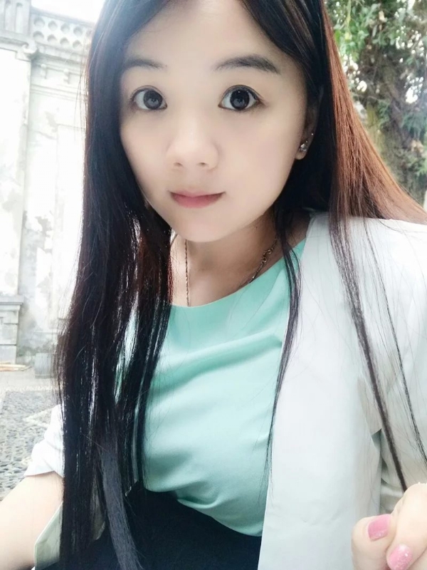 钟情的第一张照片--深圳相亲服务中心