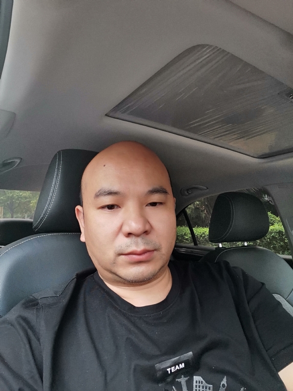 爷们已经老了的第一张照片--深圳相亲服务中心
