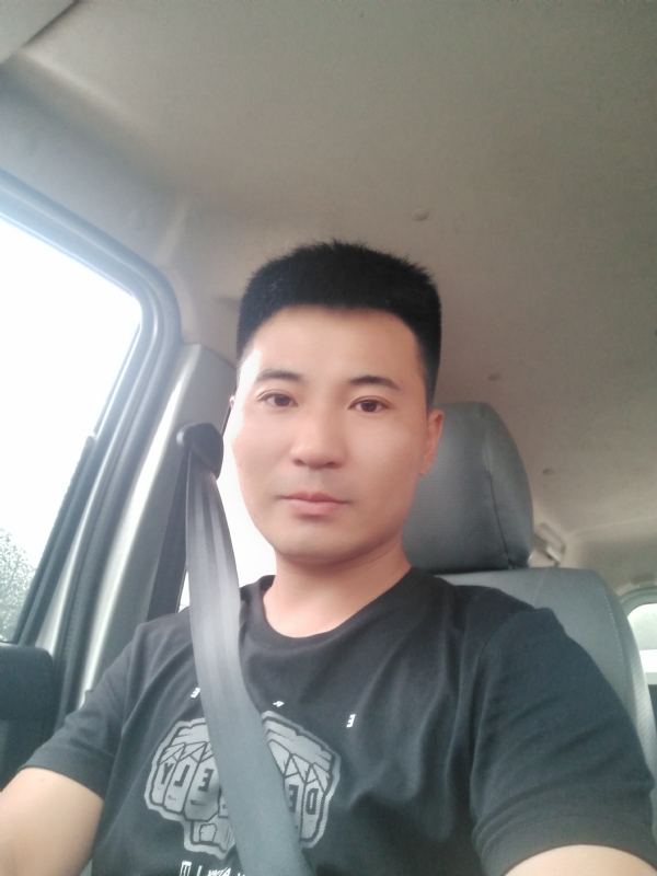 等风也等你的第一张照片--深圳相亲服务中心