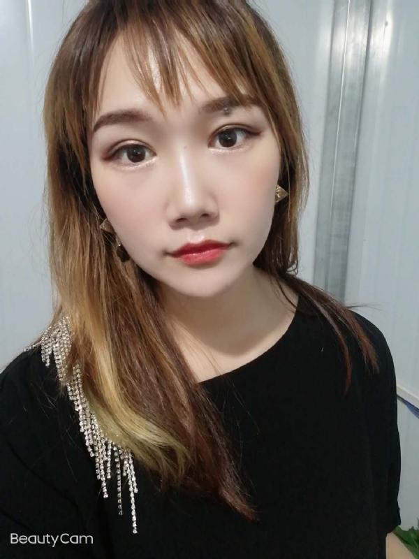 艾薇的第四张照片--深圳相亲服务中心