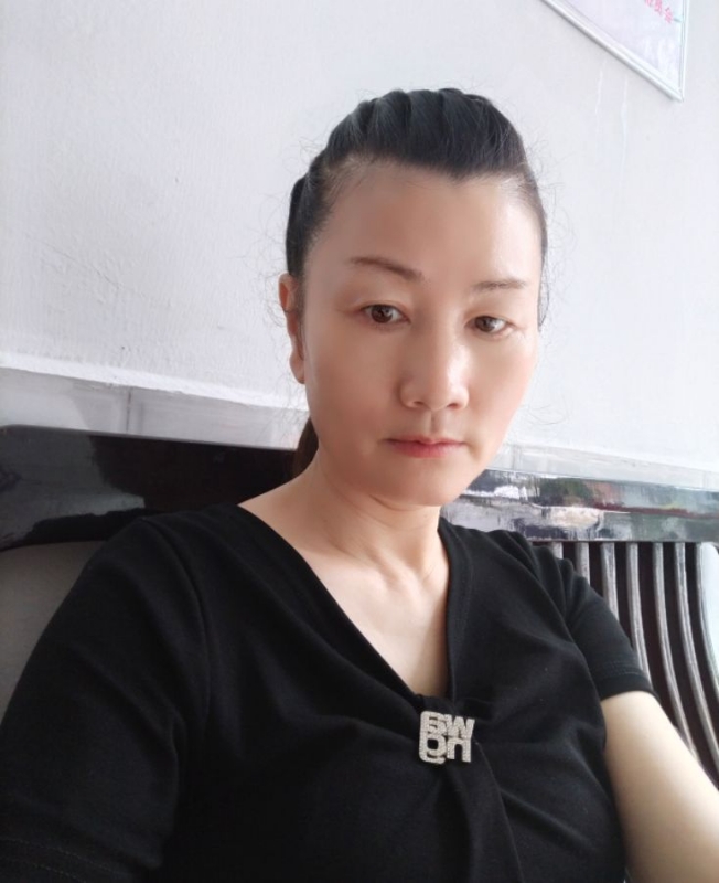单只蝴蝶的第二张照片--深圳相亲服务中心