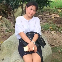 小燕子的第一张照片--深圳相亲服务中心