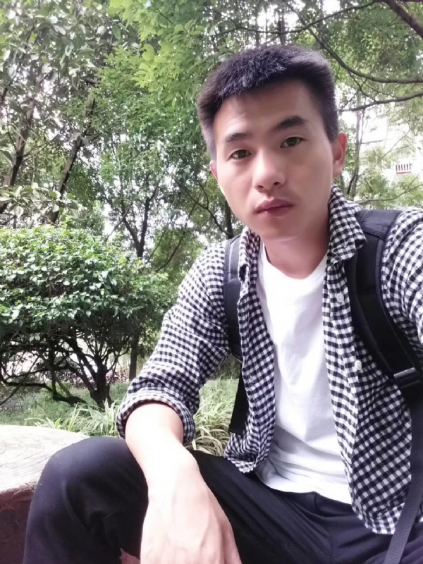 小杨的第一张照片--深圳相亲服务中心
