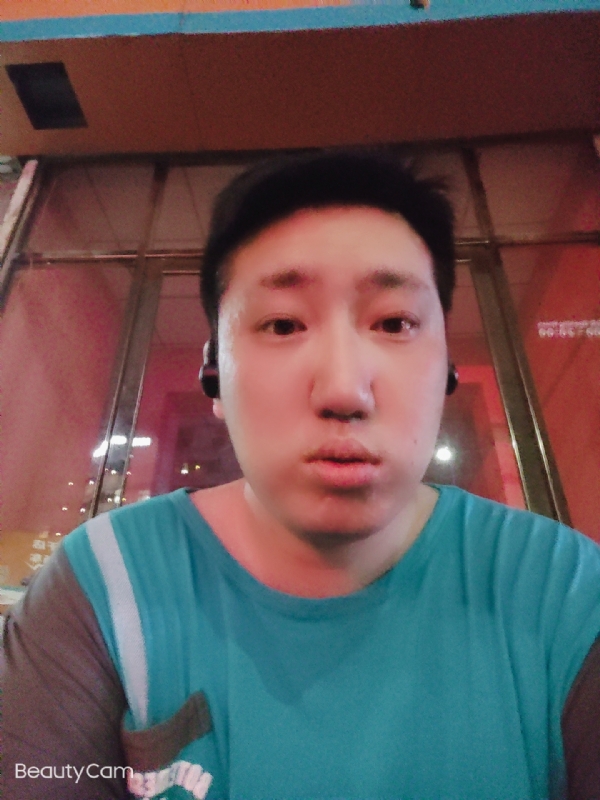 夜月星辰的第一张照片--深圳相亲服务中心