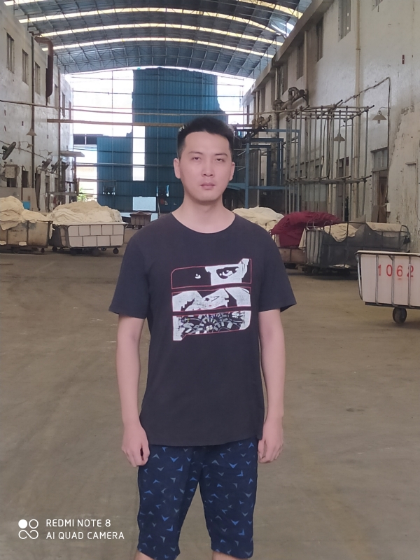 六月雨的第一张照片--深圳相亲服务中心