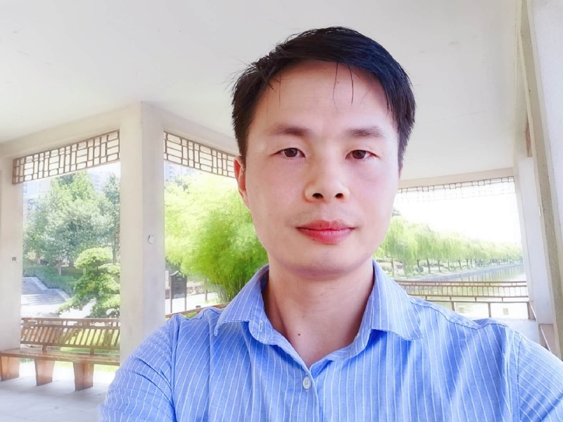 小艾同学的第二张照片--深圳相亲服务中心