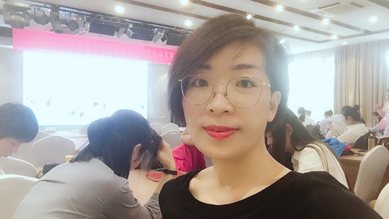 沙拉的第一张照片--深圳相亲服务中心