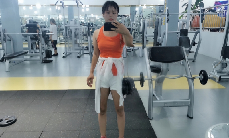 爱你的妞的第一张照片--深圳相亲服务中心