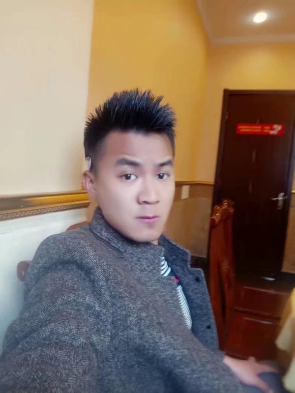 只为等你的第三张照片--深圳相亲服务中心