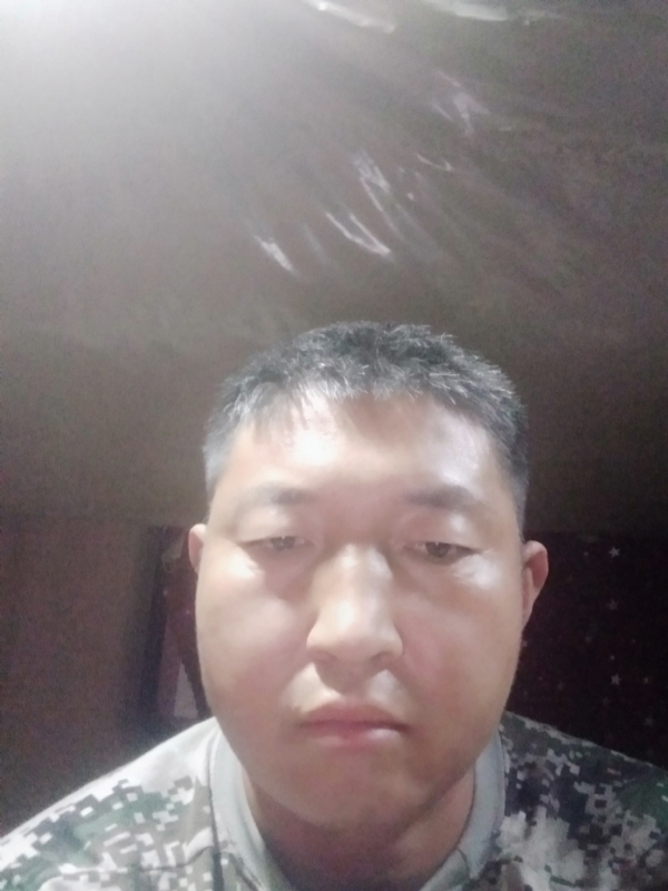 雪山浪子的第一张照片--深圳相亲服务中心
